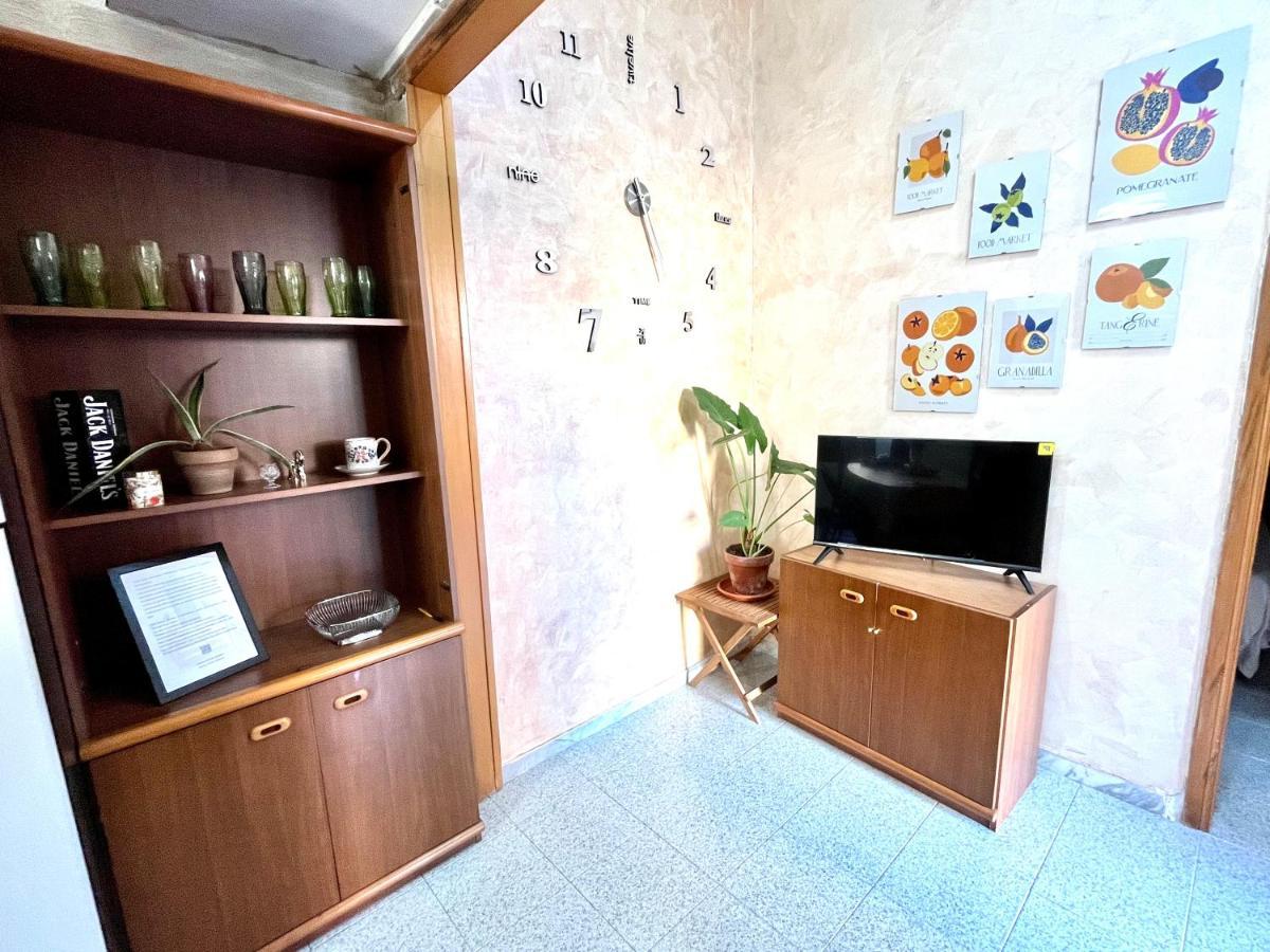 Romuhouse Economy Apartment Metro B מראה חיצוני תמונה