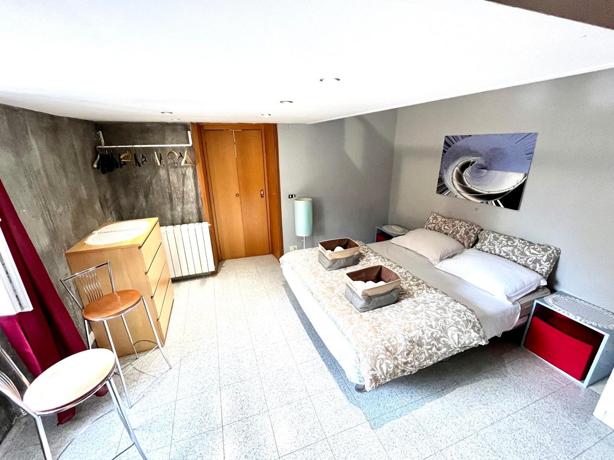 Romuhouse Economy Apartment Metro B מראה חיצוני תמונה