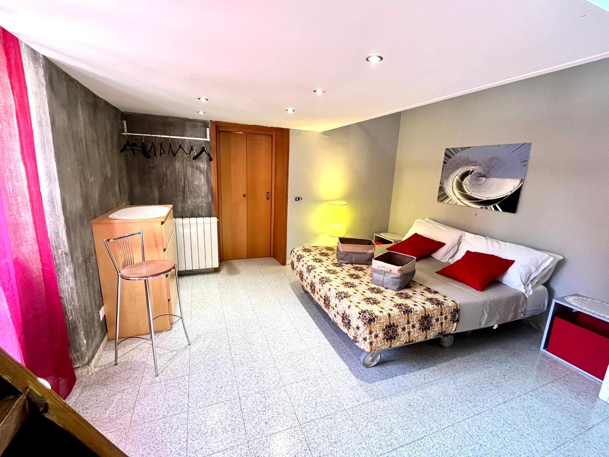 Romuhouse Economy Apartment Metro B מראה חיצוני תמונה